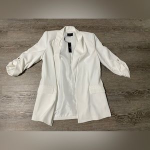 Tahari blazer